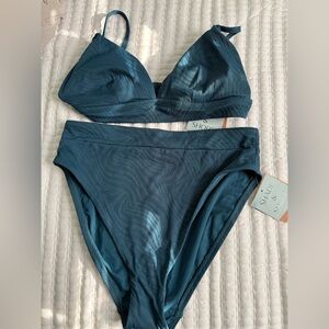 Shade Shore Bikini Set Size Medium 8/10